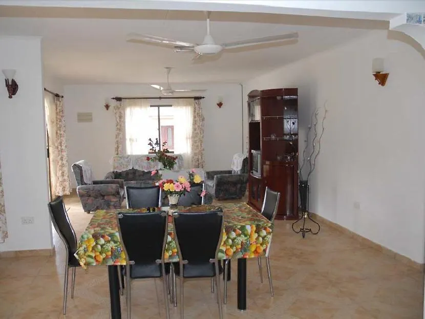 Green Palm Self Catering And Chalets